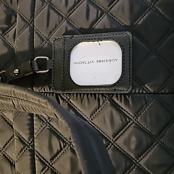 ADRIENNE VITTADINI QUILTED NYLON DUFFEL BAG w/ LUGGAGE TAG - Picture 8 of 10